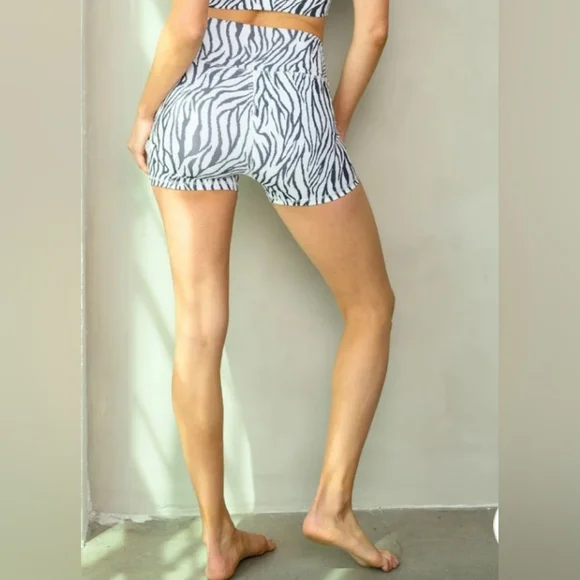 Active Zebra Print Shorts - Picture 2 of 2